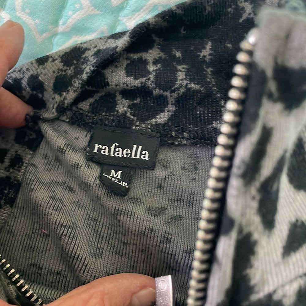 Rafaela leopard zip up jacket top funnel neck - Picture 6 of 7